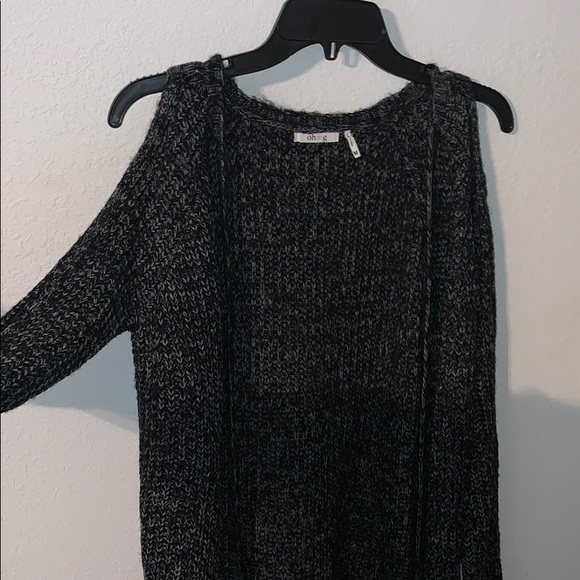 Cold Shoulder Grey Sweater NWT - Picture 1 of 5